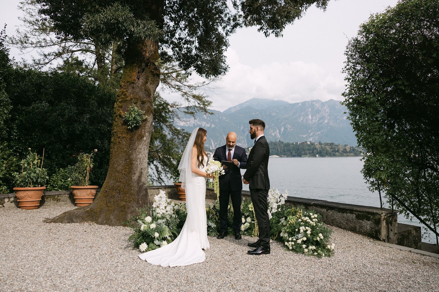 A symbolic ceremony on a terrace overlooking Lake Como at Villa Carlotta