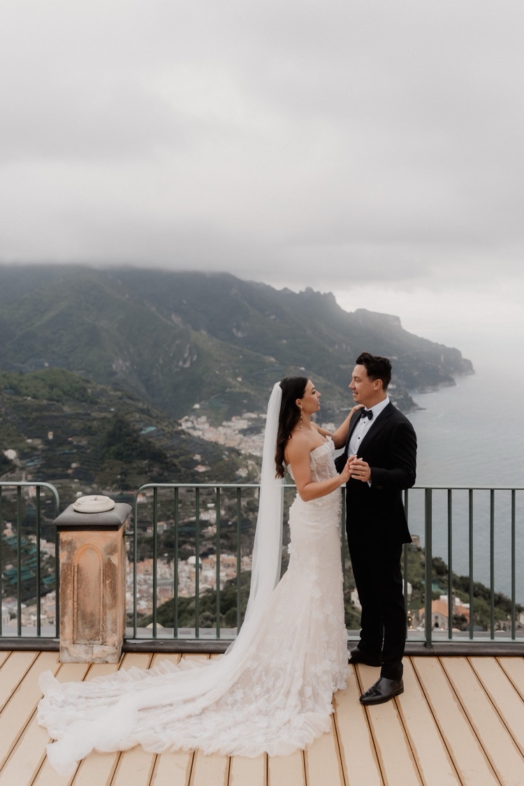 Elope on a terrace above the Amalfi Coast in Ravello, already designed elopement in Italy